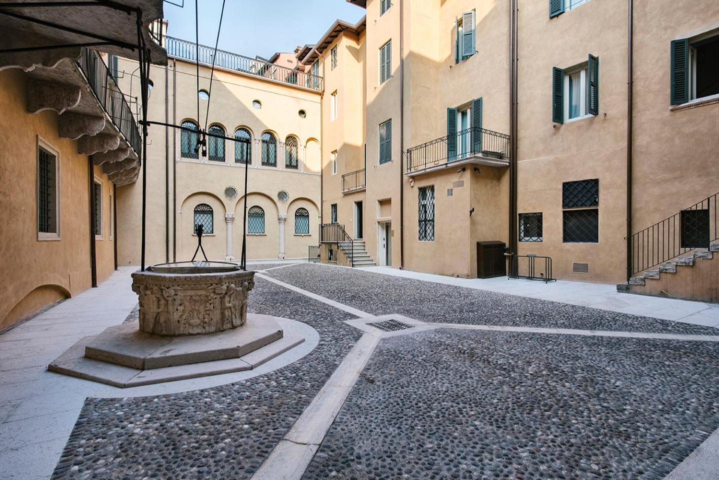 Palazzo Confalonieri Da Lisca Verona Kültér fotó